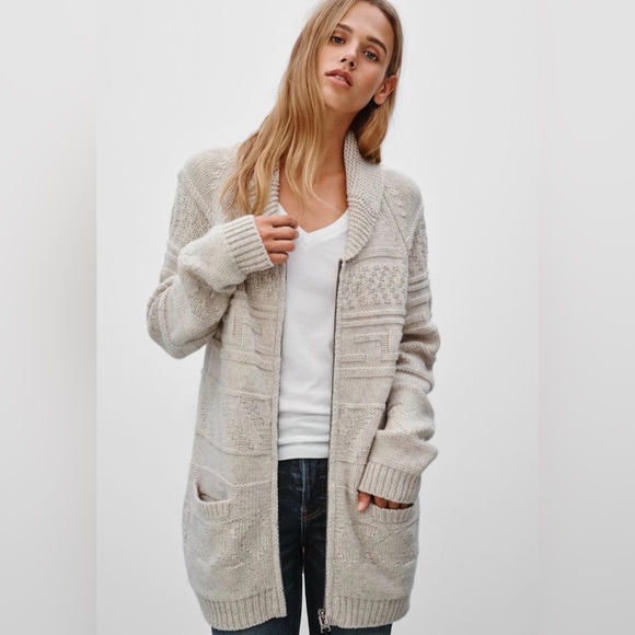 TNA Sweaters - Aritzia TNA 100% Lambswool knit sweater Full Zip Shawl Collar